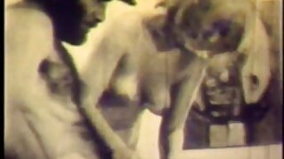 Чуттєва красуня Блю Енджел лиже безкоштовне порно відео кицьку спокусливої красуні в сексуальній нижній білизні