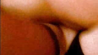 Пишна рудоволоса дівчина світу Сансет жорстко трахается в своїй безкоштовно секс відео спальні
