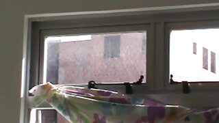 Чревата сучка Селена розтягує свою кицьку і стискає скачати безкоштовно порно відео її в кулаці